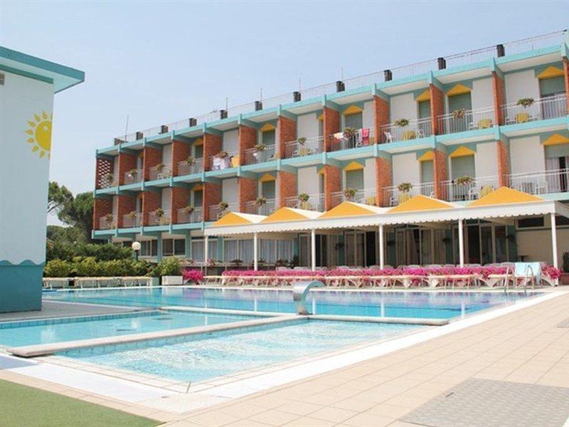Hotel Palm Beach Lido di Jesolo Exteriör bild