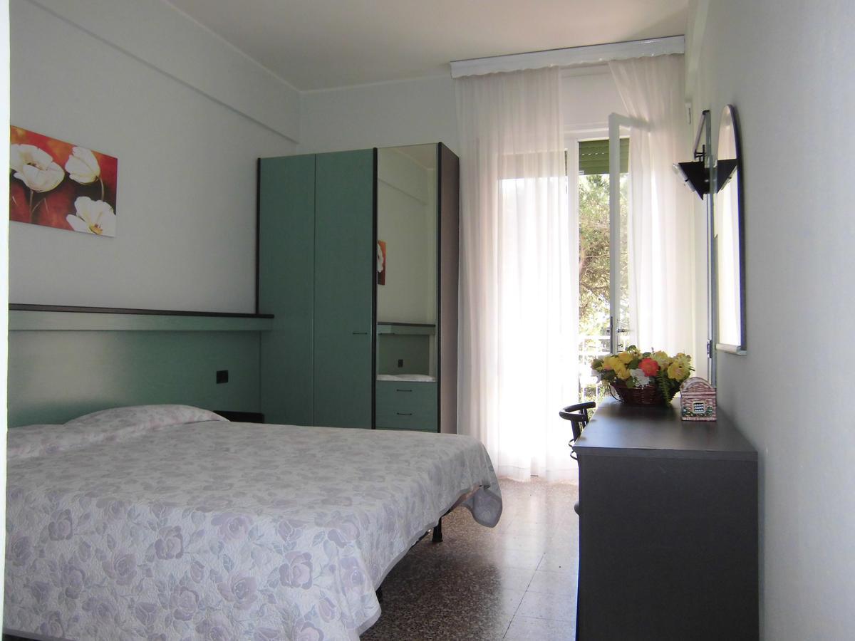 Hotel Palm Beach Lido di Jesolo Rum bild